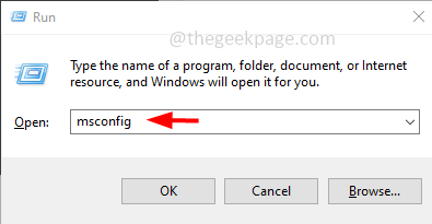 如何解决在 Windows 10 中桌面变成粉色或紫色的问题?