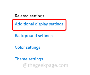 如何解决在 Windows 10 中玩游戏时屏幕闪烁的问题？