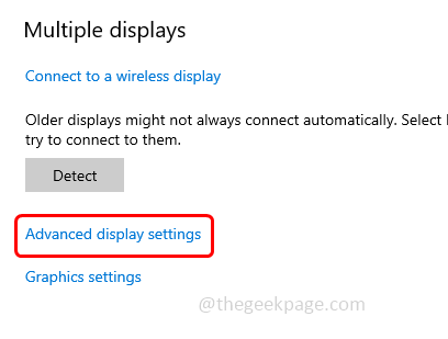 如何解决在 Windows 10 中玩游戏时屏幕闪烁的问题？