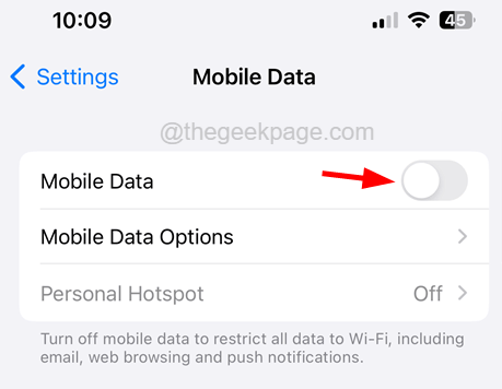 如何解决iPhone频繁在Wi-Fi和移动数据之间切换的问题?