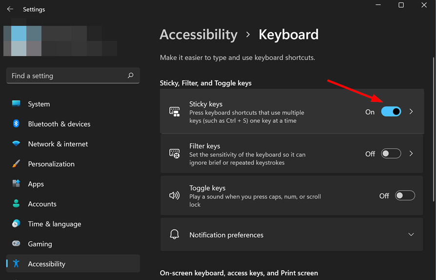 如何在 Windows 11 中打开或关闭粘滞性键?