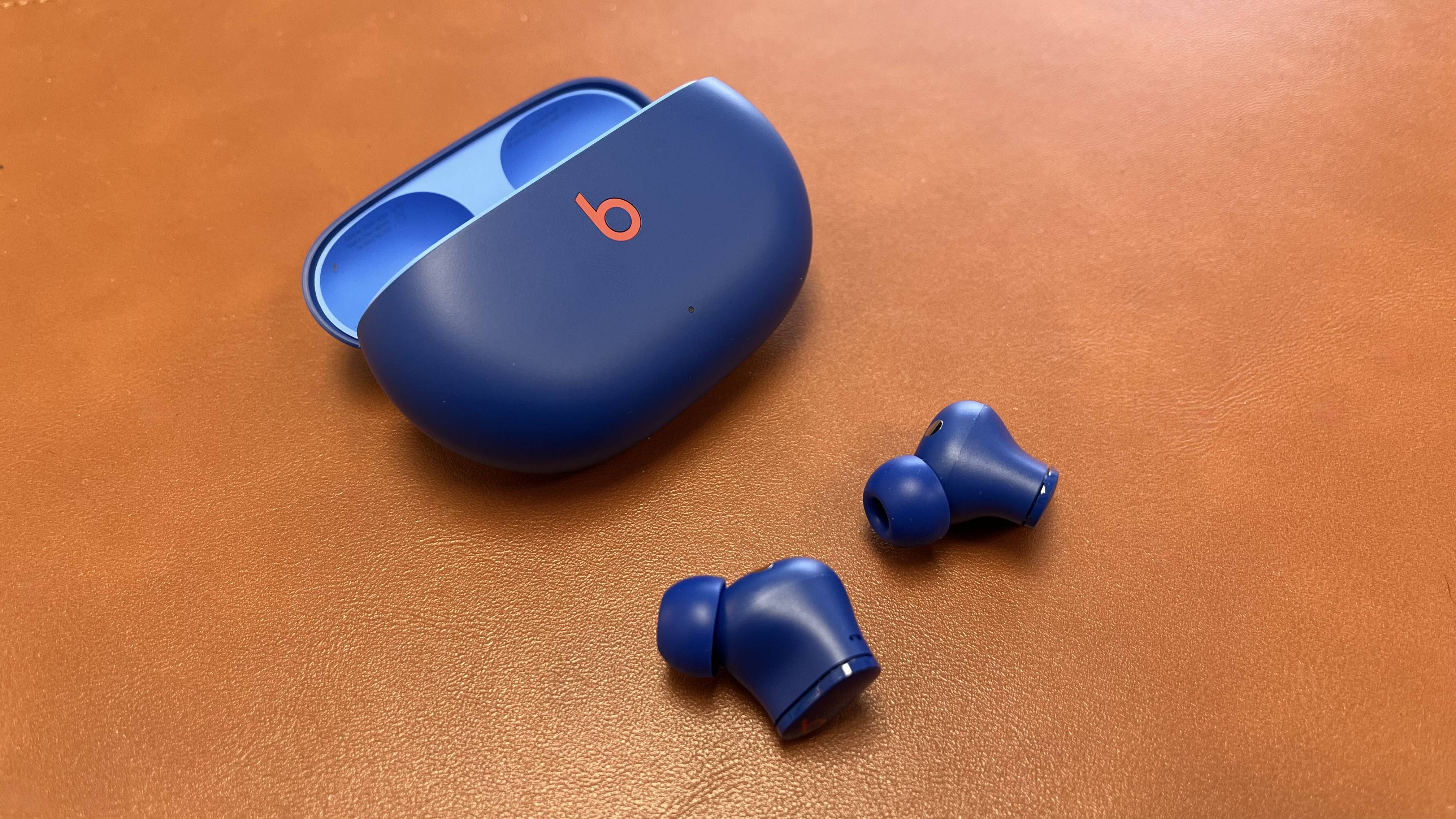 Beats推出三种新颜色的Studio Buds,成为畅销产品
