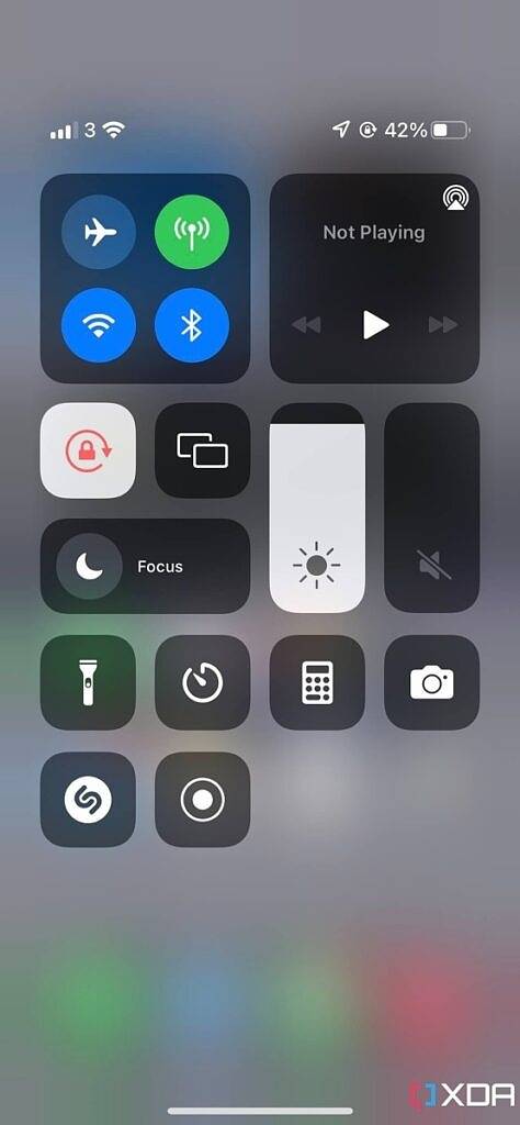 比较OnePlus 10 Pro和Apple iPhone 13 Pro:选择适合你的手机
