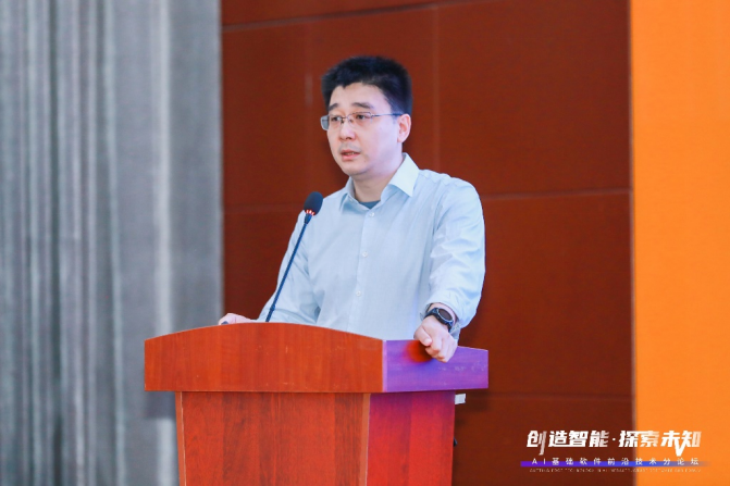 AI产业应用再提速,AI基础软件发挥巨擎作用