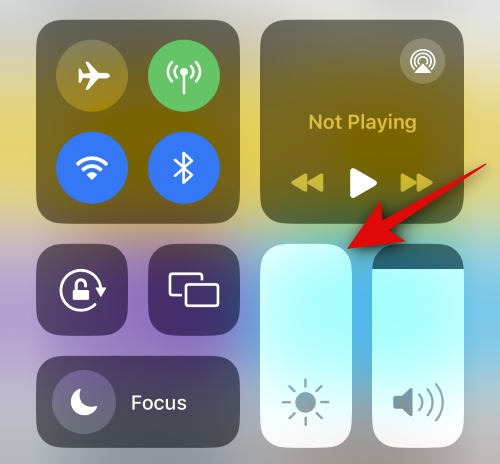 解决iOS 17待机关闭问题的方法:始终保持待机模式开启