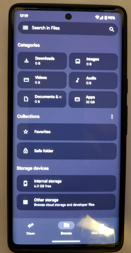 用户对Pixel 6的新Android 14版本感到满意,但面临存储问题