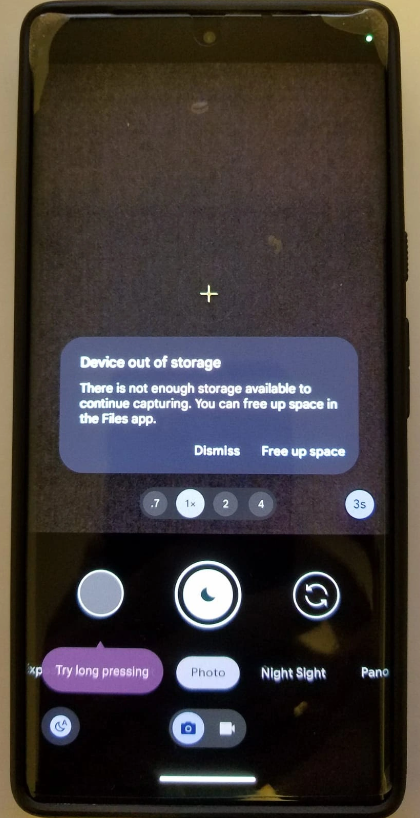 用户对Pixel 6的新Android 14版本感到满意,但面临存储问题