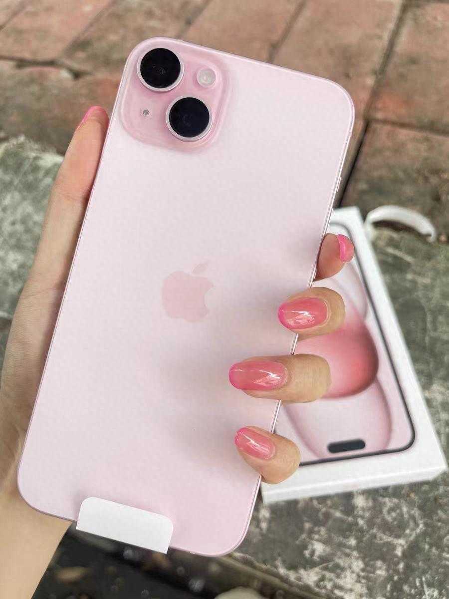苹果iPhone15充电接口是否与安卓手机兼容?能否使用安卓充电器?