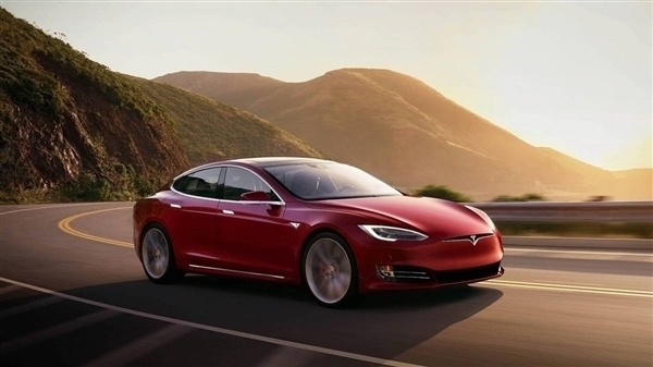 特斯拉旗舰车型Model S/X销量创五年新高,调价策略显成效