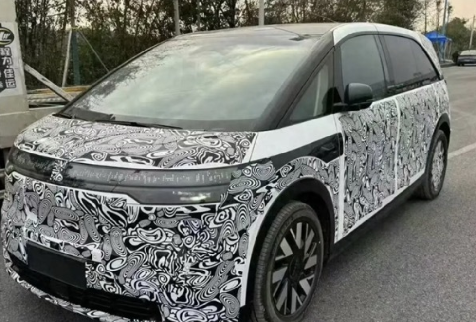 极氪新车再度刷屏,新设计越玩越花