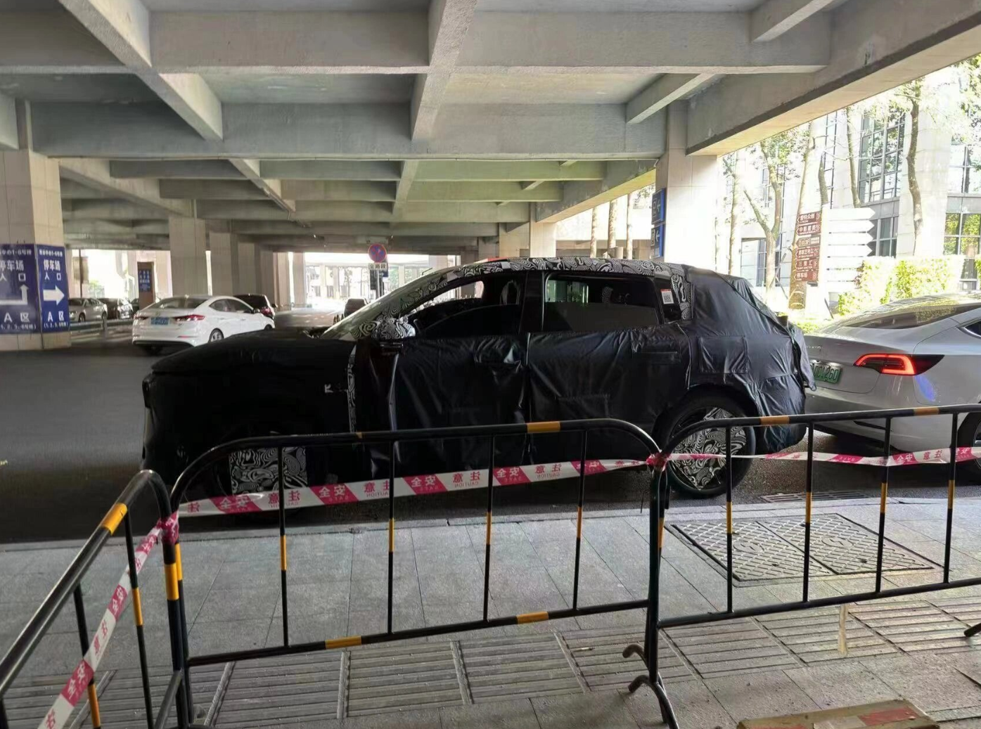 极氪新车再度刷屏,新设计越玩越花