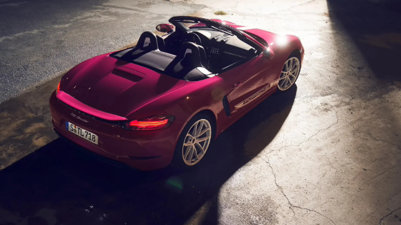 保时捷中国召回12辆Boxster:后扰流板问题引发安全隐患