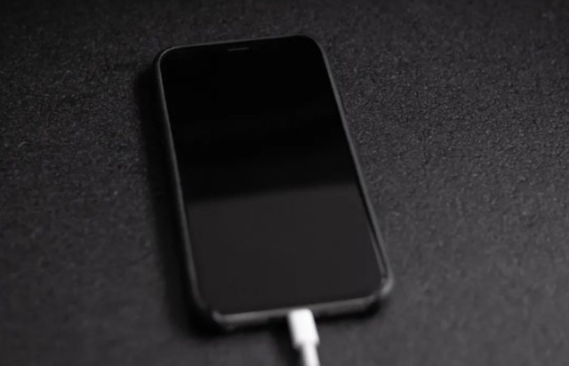 解析iPhone13为什么无法充电？详细解答原因及解决办法！