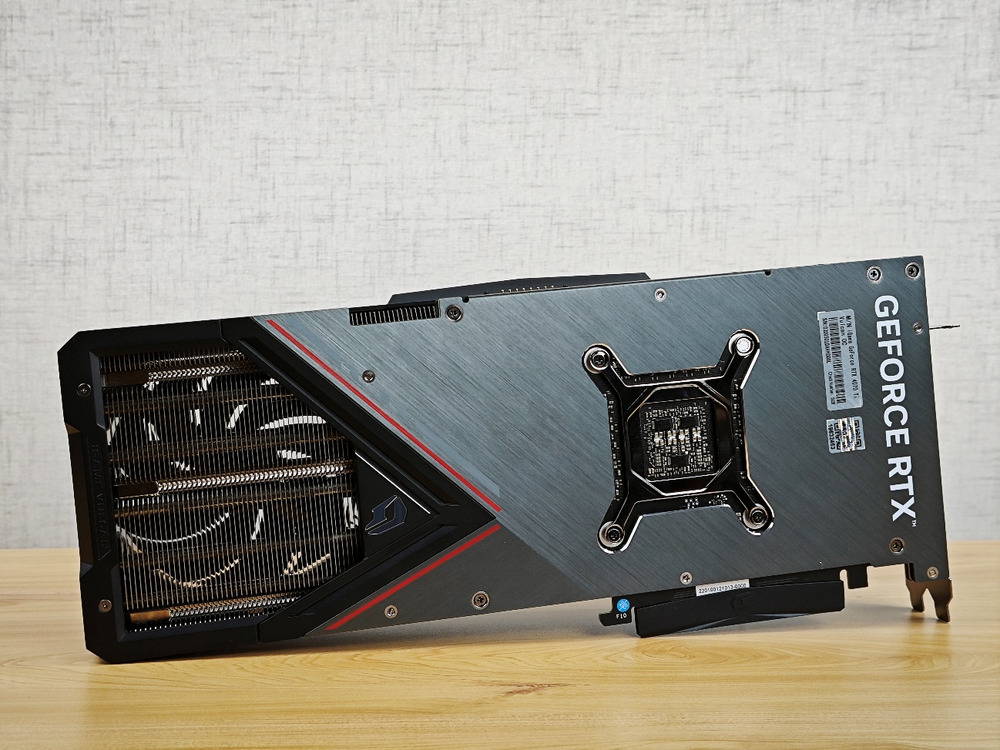 2K 144hz游戏的高帧利器，七彩虹iGame RTX 4070 Ti火神评测