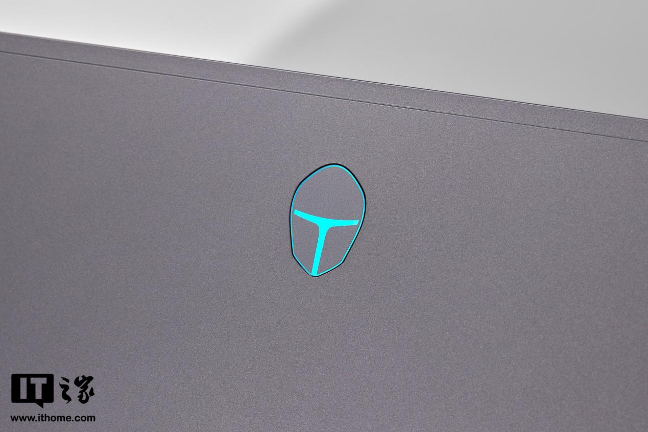 雷神猎刃 16 电竞本体验:越级散热技术加持,超高性价比