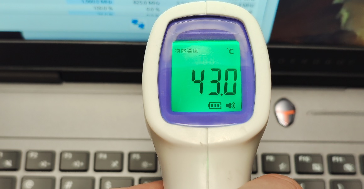 雷神猎刃 16 电竞本体验:越级散热技术加持,超高性价比