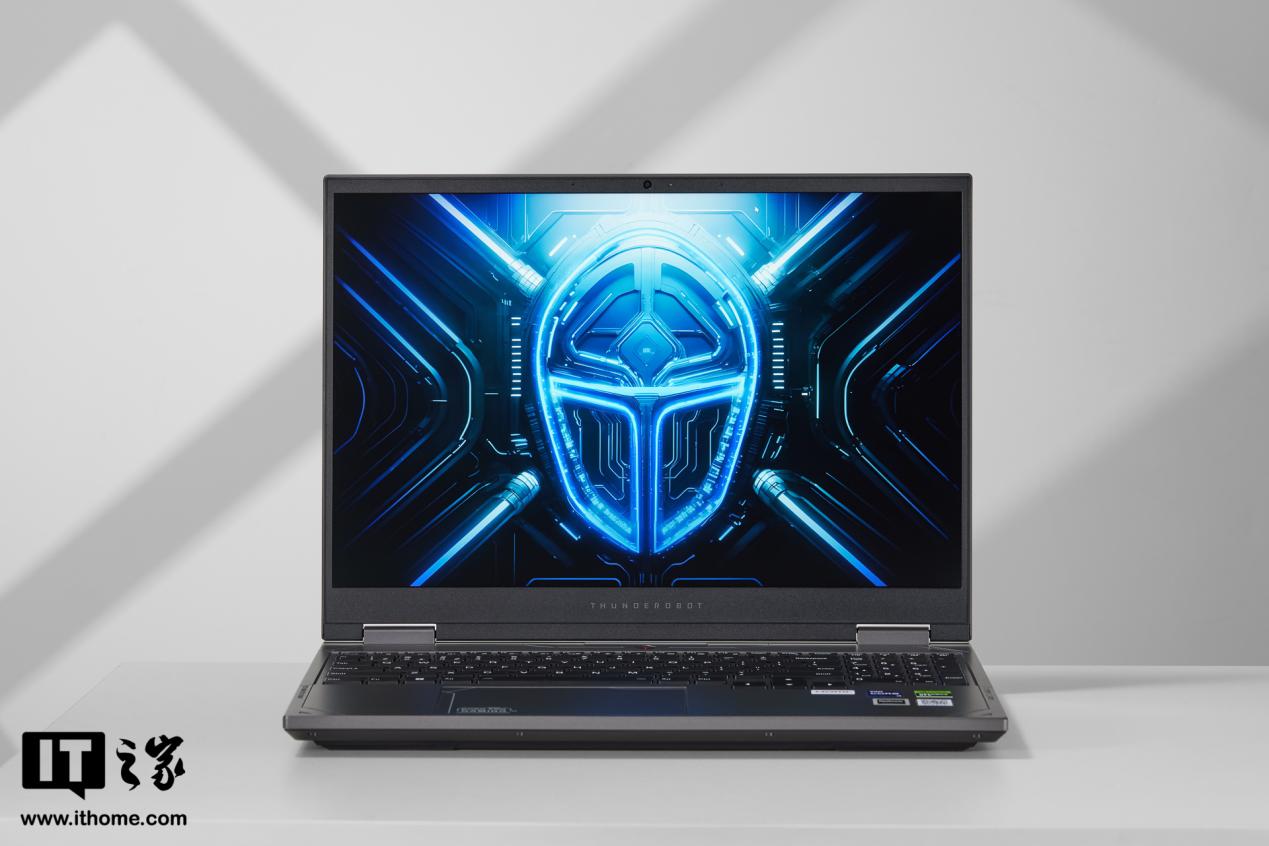 雷神猎刃 16 电竞本体验:越级散热技术加持,超高性价比