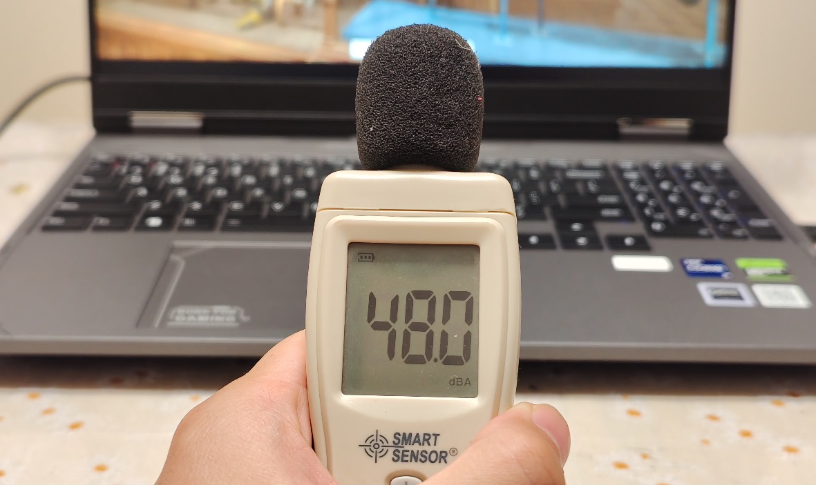 雷神猎刃 16 电竞本体验:越级散热技术加持,超高性价比