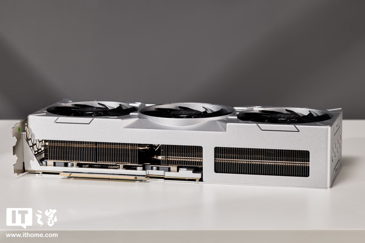 影驰 GEFORCE RTX 4080 SUPER 金属大师显卡评测:4K 党一步到位的新游戏利器