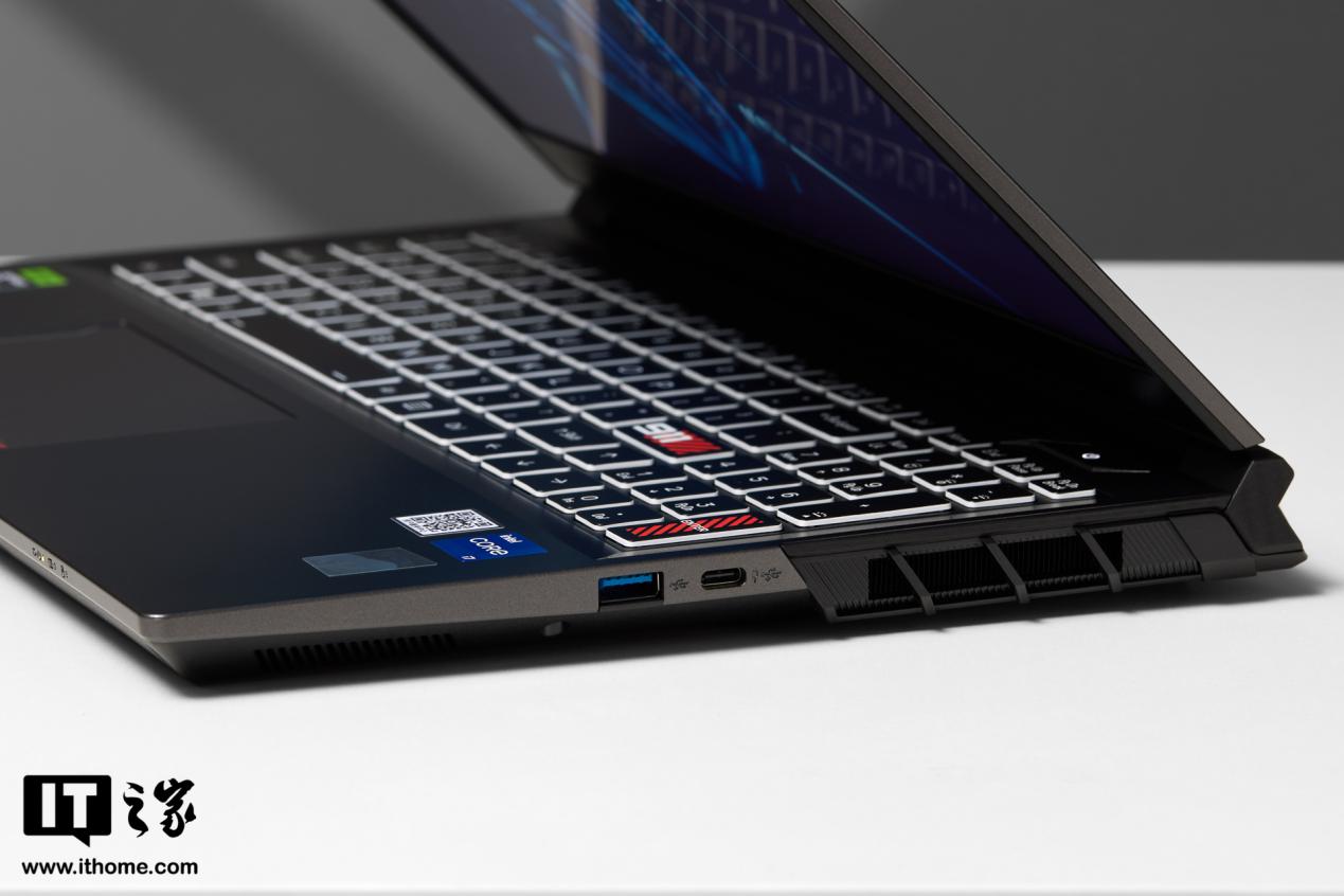 雷神猎刃 15 游戏本评测：高性价比的 2024 卷王级产品