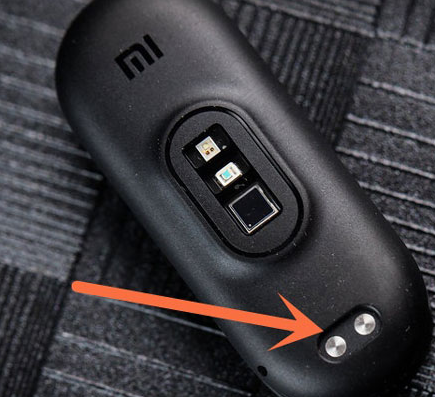 小米手环7怎么充电