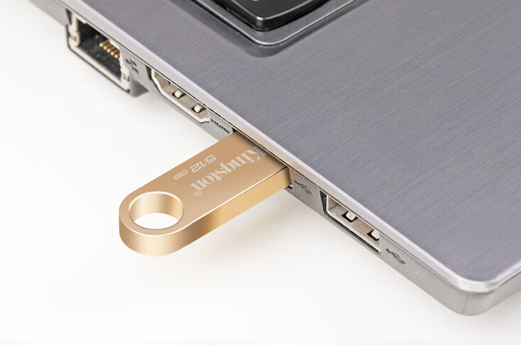 金士顿 U 盘新品 DTSE9G3 闪存盘发布:金色金属外壳,54.9 元起