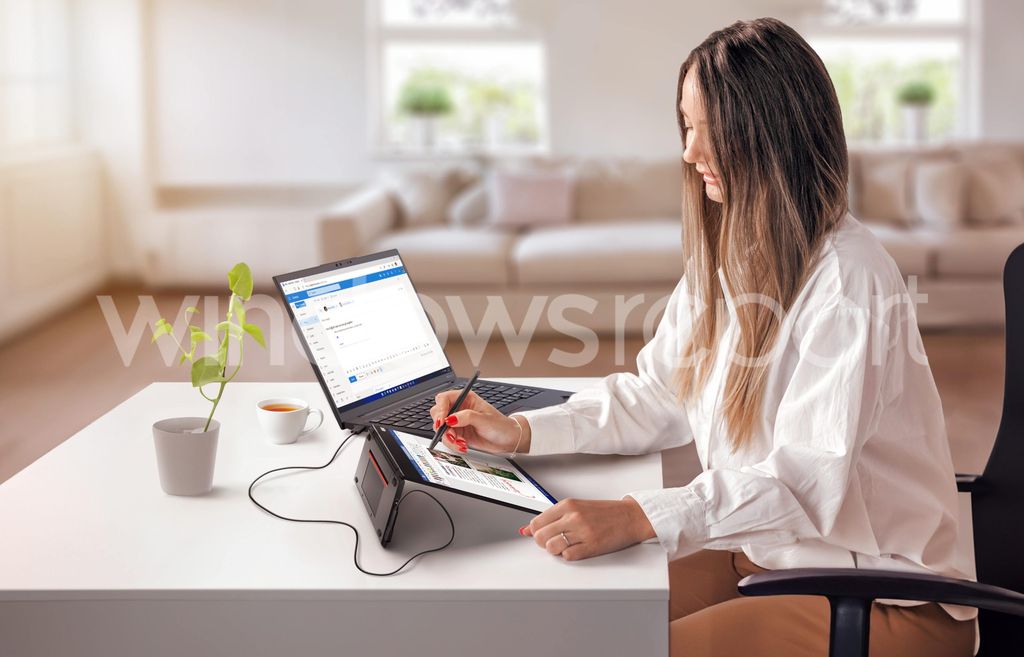 “戴帽”设计,联想 MWC 2024 新款笔记本阵容曝光