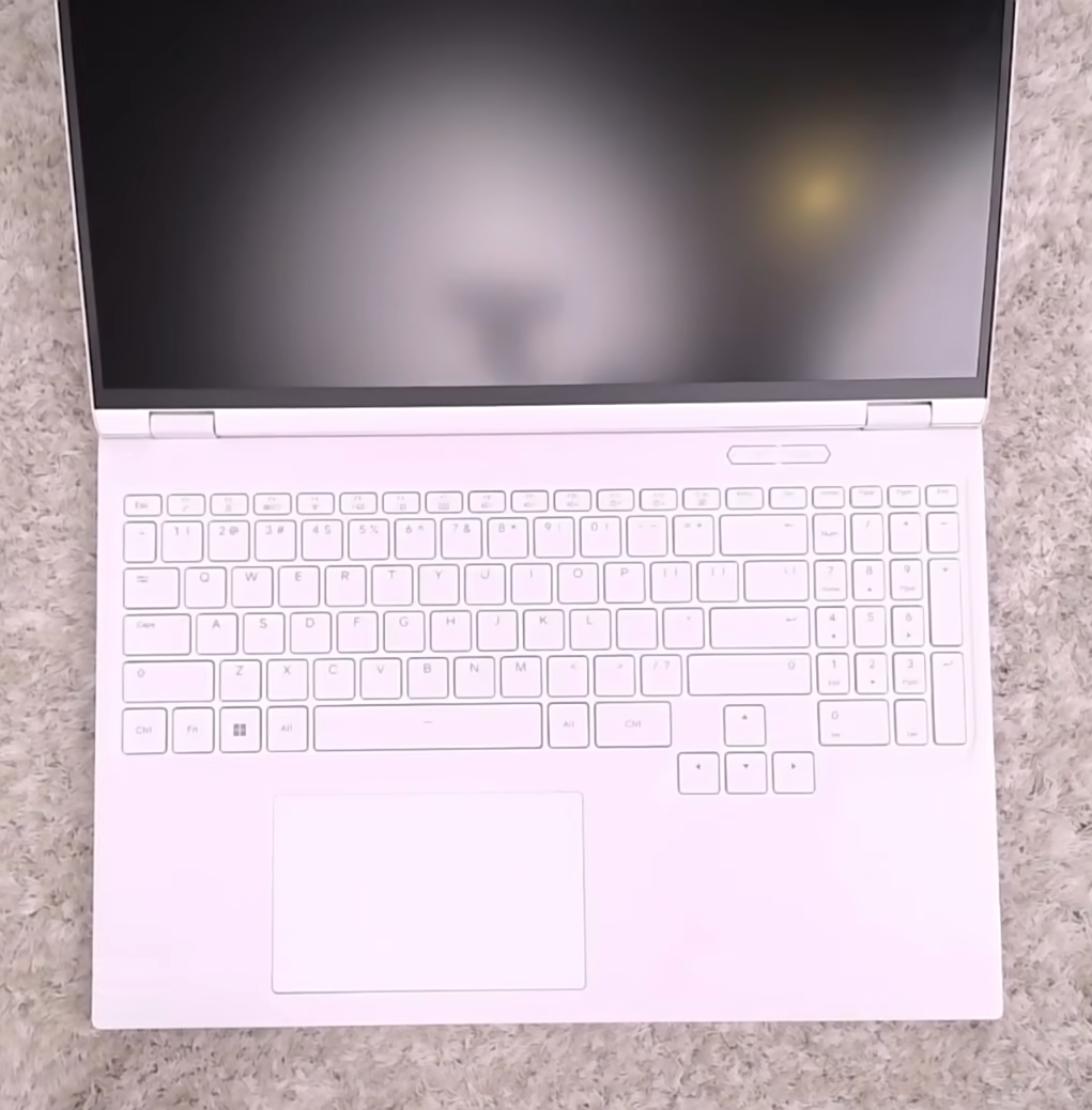 机械革命耀世 15/16 Pro 游戏本曝光:14 代 HX 平台 + 满血 RTX40 系显卡