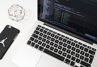 Java Iterator和Iterable：揭开集合遍历的神秘面纱