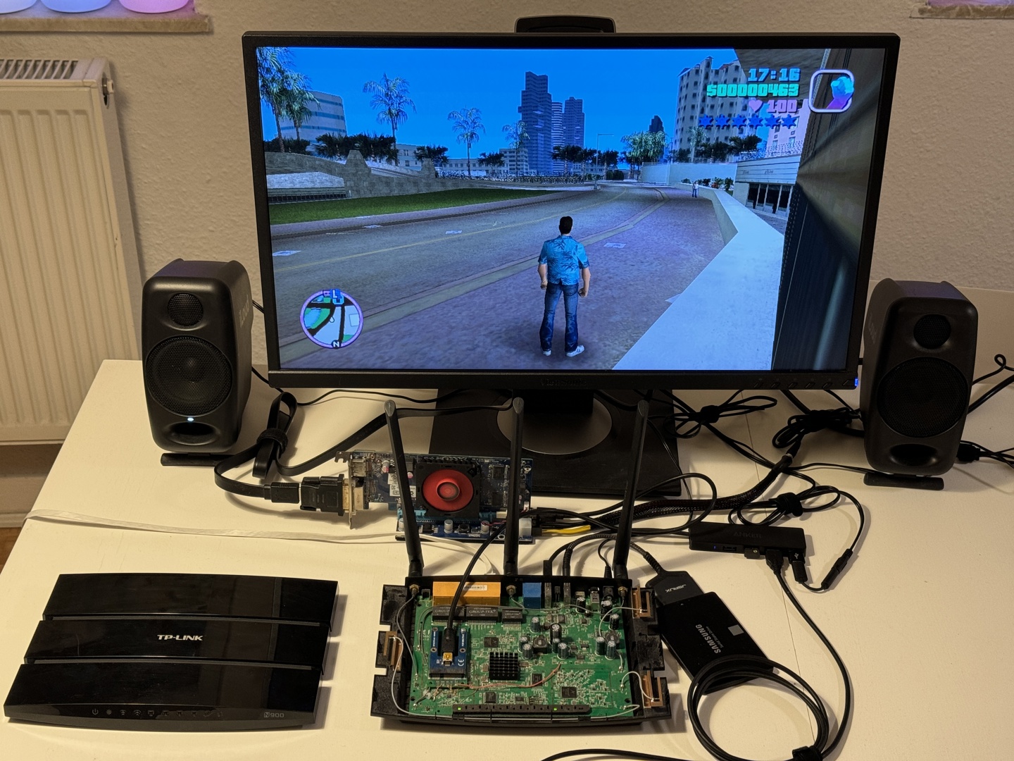 硬件发烧友成功在路由器上外接显卡运行《GTA:罪恶都市》