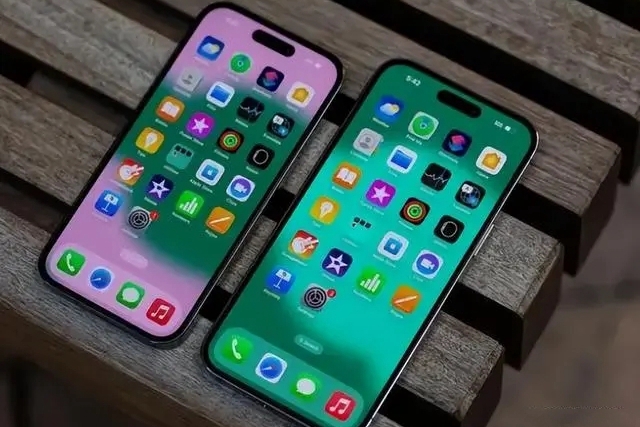 苹果15和苹果15 Pro的对比分析