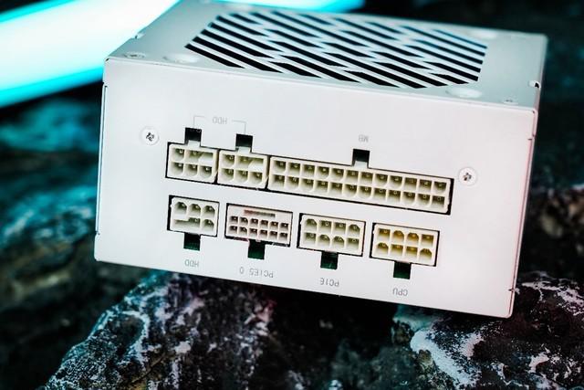 航嘉 MX750P 全模组电源评测:750W 的白金实力浓缩
