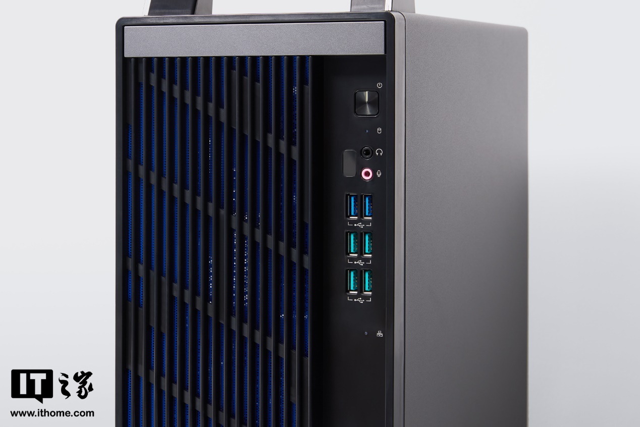 清华同方超翔 Z8000 商用 AI PC 体验:抢滩 AI 新战场