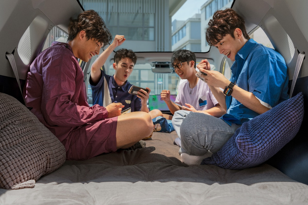 上半场拼狠劲下半场看实力，埃安Y再降1万