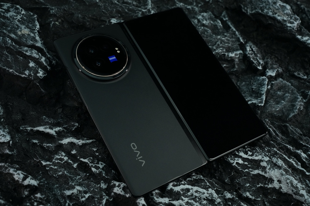 轻又强，焕新折叠新体验：vivo X Fold3评测