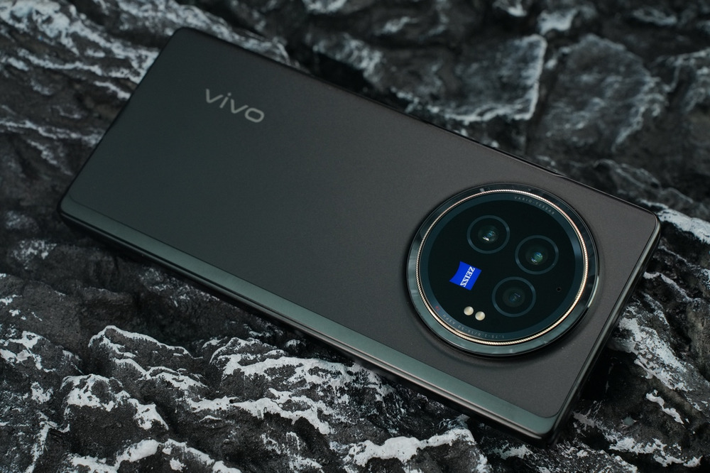 轻又强，焕新折叠新体验：vivo X Fold3评测