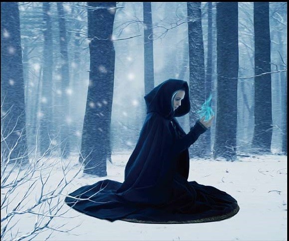PS怎样绘制蓝色火焰的女魔法师 PS合成雪林中施法蓝色火焰的女魔法师教程