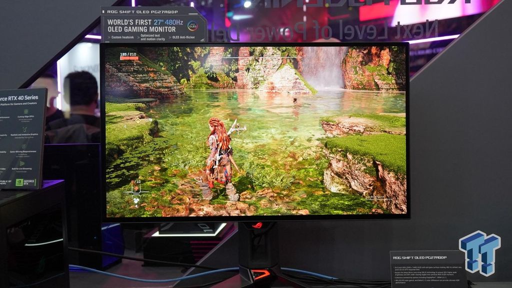 华硕展示 PG27AQDP:号称“全球首款 27 英寸 480Hz OLED 游戏显示器”