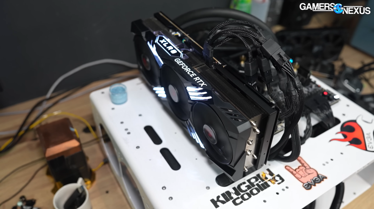 再见 EVGA,KINGPIN 有望与 PNY 必恩威合作打造下一代 RTX 50 系列显卡