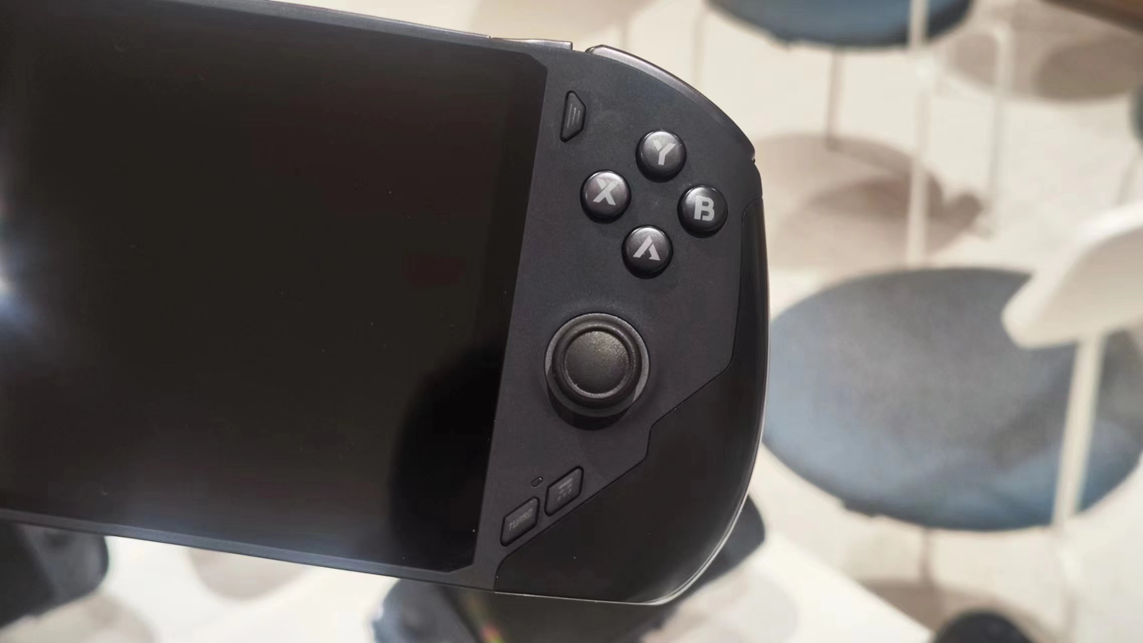 OnexPlayer飞行家体验：国产掌机加入内卷大潮