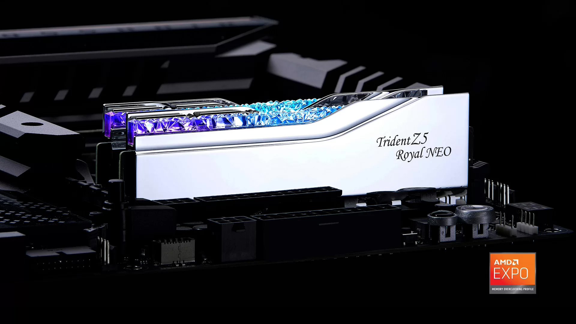 6000CL28,芝奇推出超低延迟皇家戟 EXPO 版 DDR5 超频内存套装
