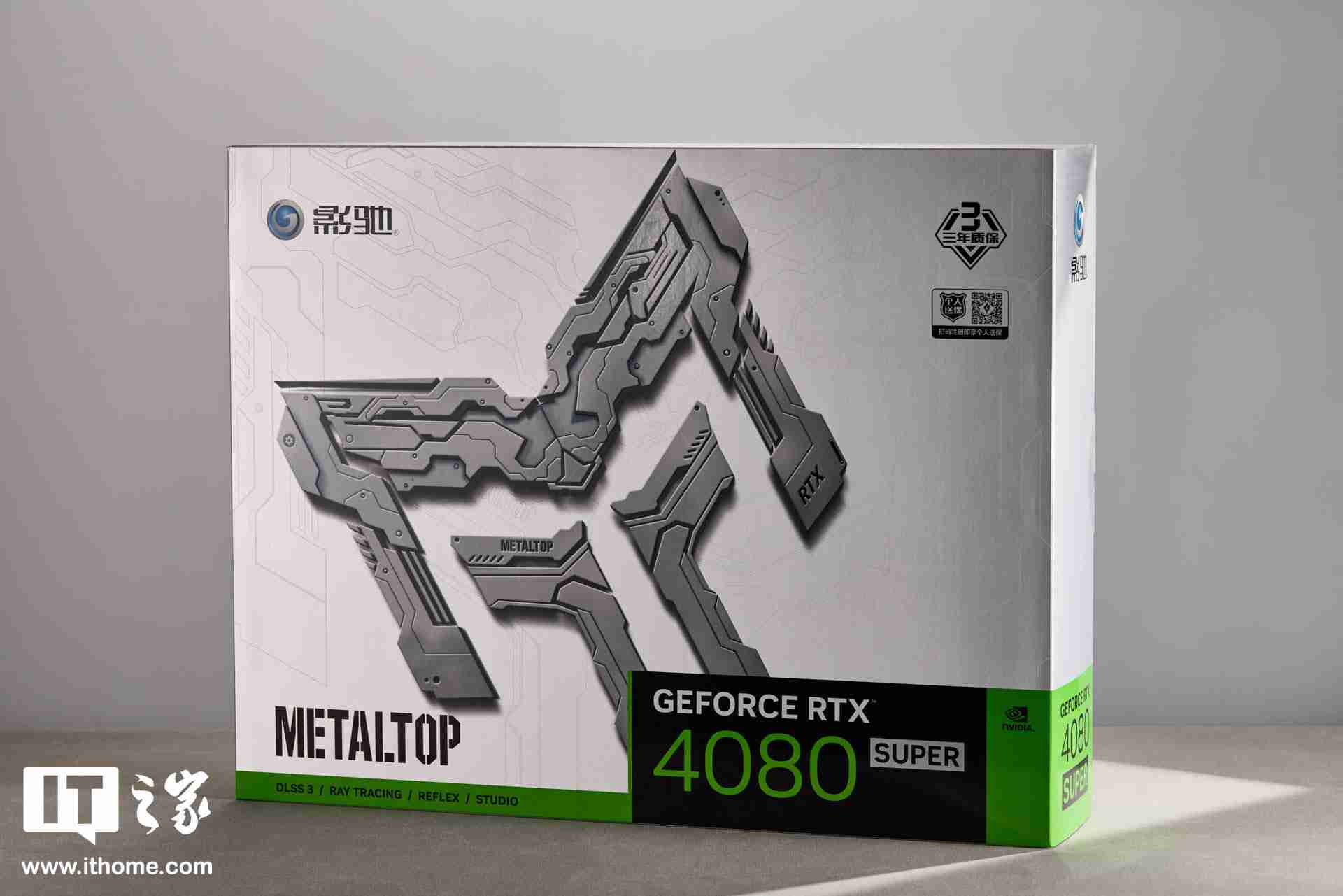 影驰 RTX 4080 SUPER 金属大师 OC 显卡图赏:金属风拉满的 4K 游戏旗舰