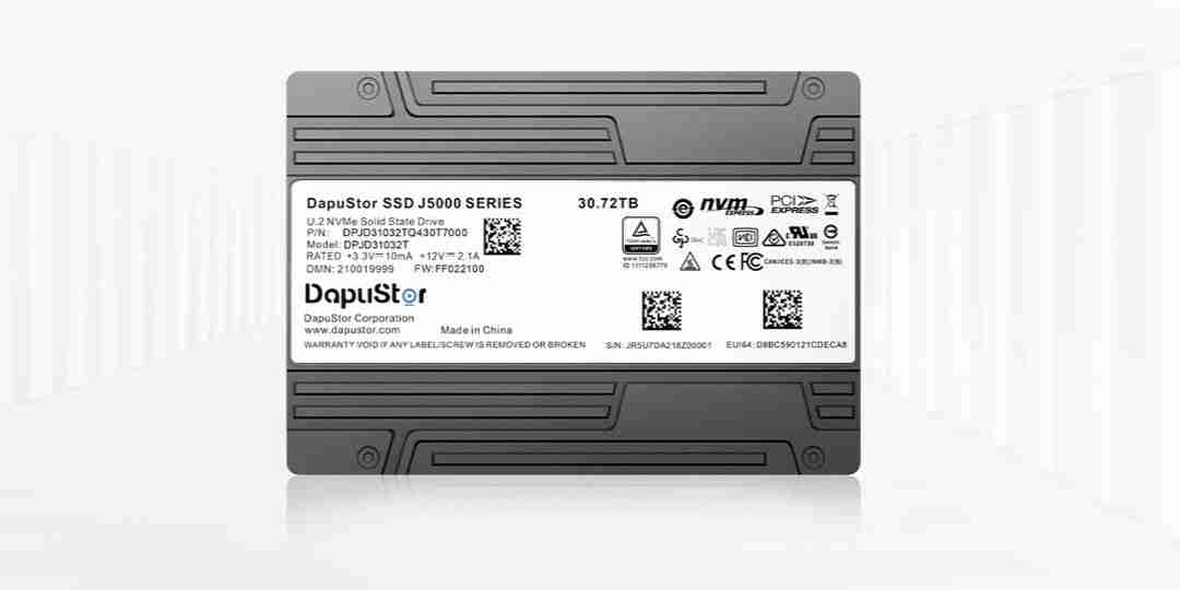 大普微推出 J5000 系列 30.72 \\ 61.44 TB 大容量 QLC 企业级固态硬盘