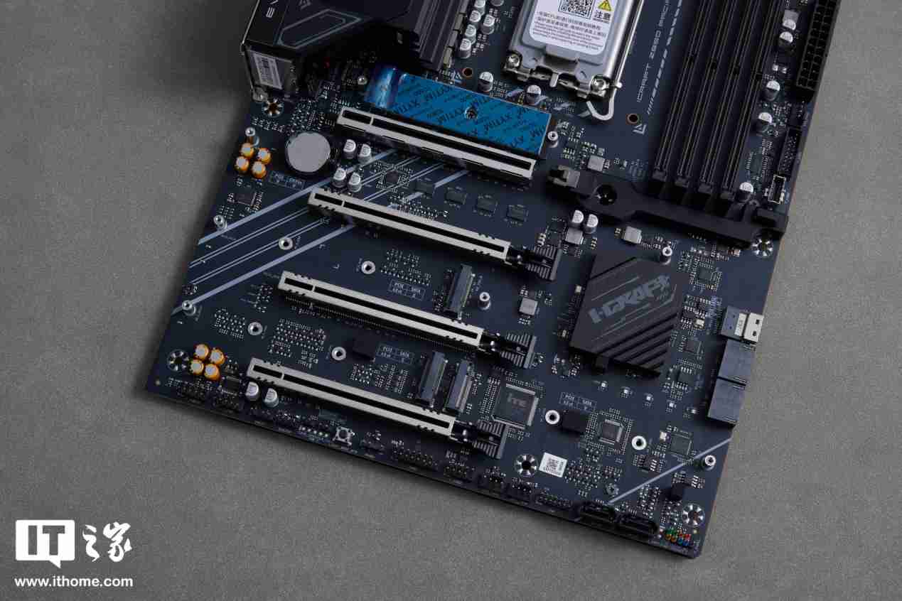 铭瑄 iCraft Z890 Pacific 主板评测:用料扎实,拓展性强