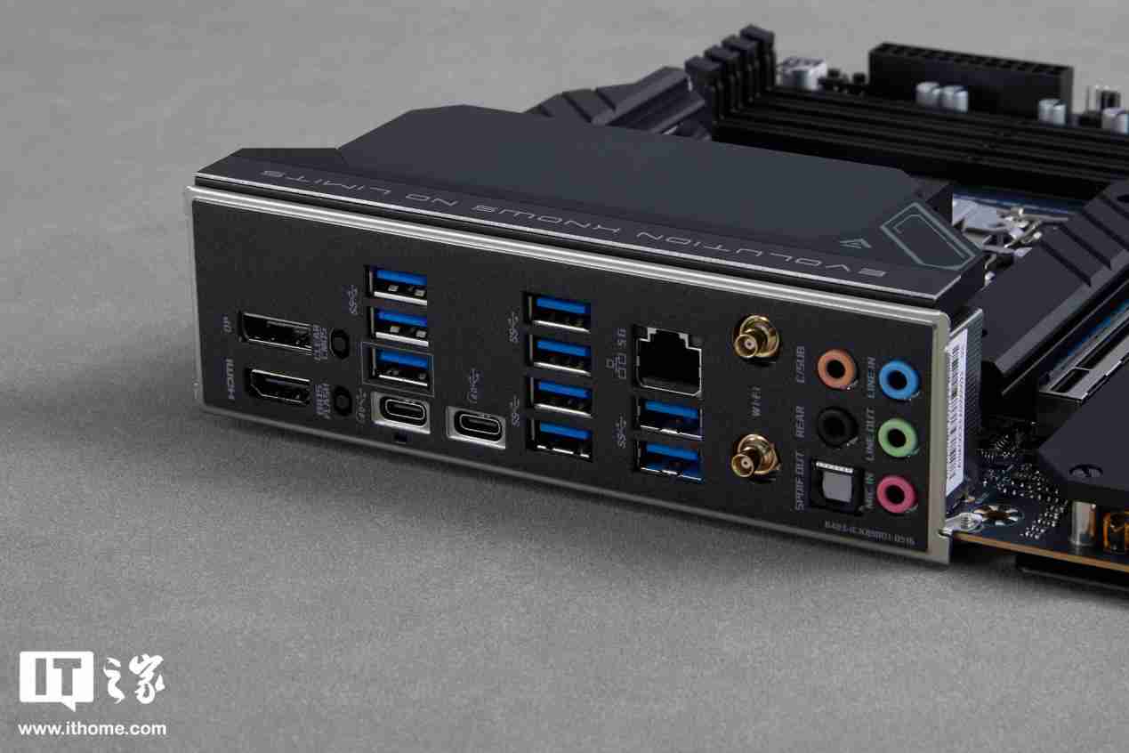 铭瑄 iCraft Z890 Pacific 主板评测:用料扎实,拓展性强