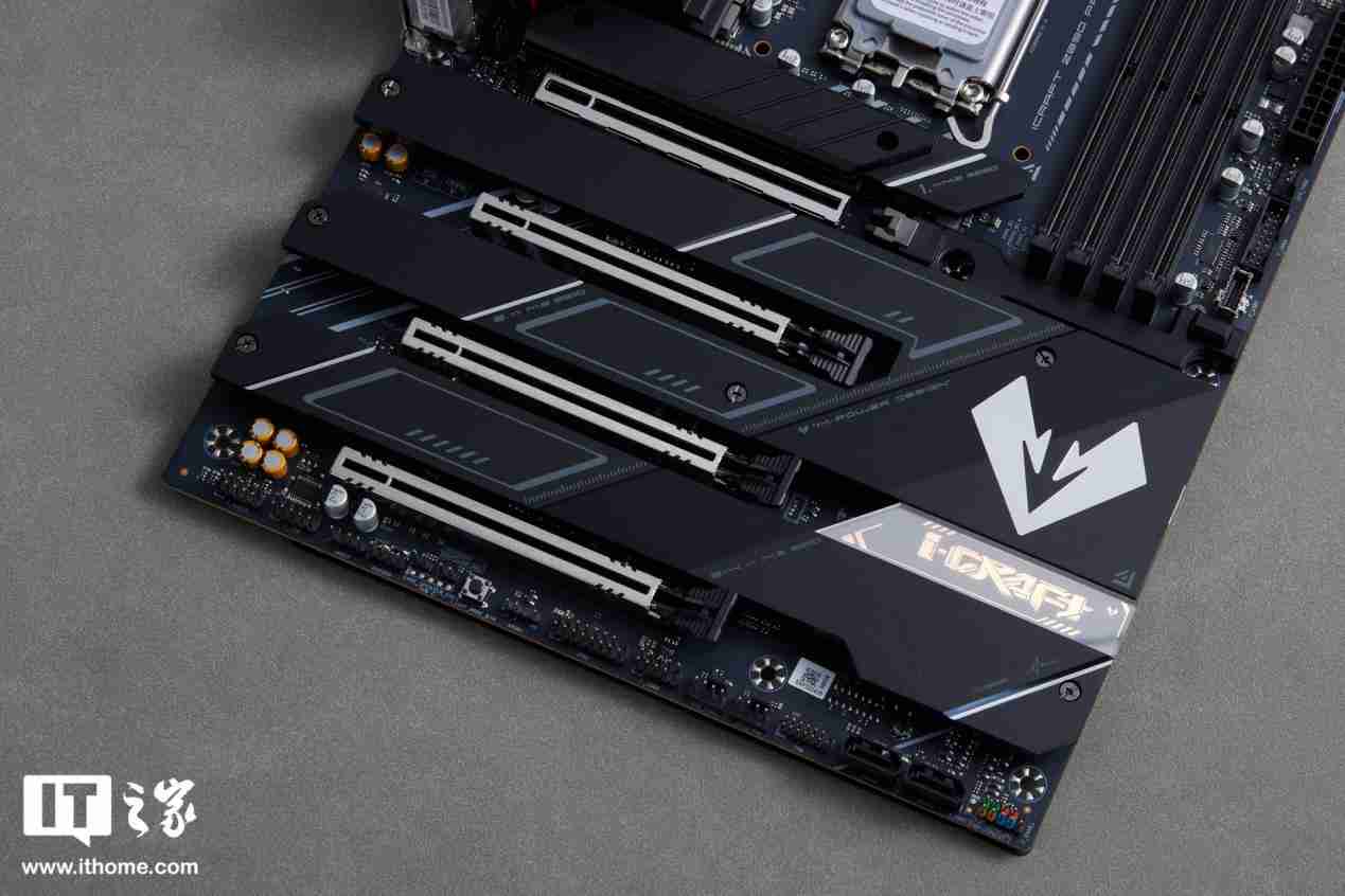 铭瑄 iCraft Z890 Pacific 主板评测:用料扎实,拓展性强