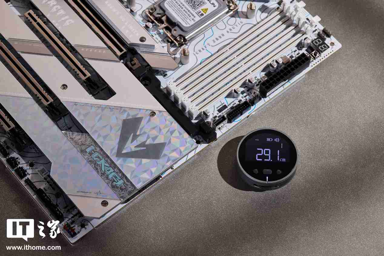 铭瑄北冰洋 Z890 ARCTIC 主板评测：白色装机绝配，BIOS 体验大提升
