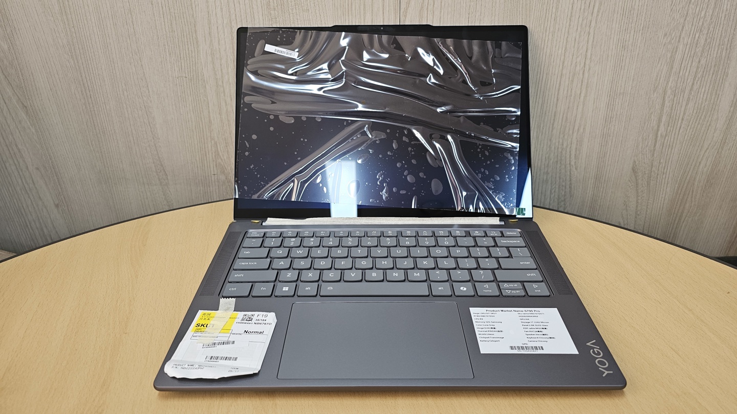 联想新款 YOGA Pro 14s 笔记本真机曝光：锐龙 AI 300 系列、新家族设计语言