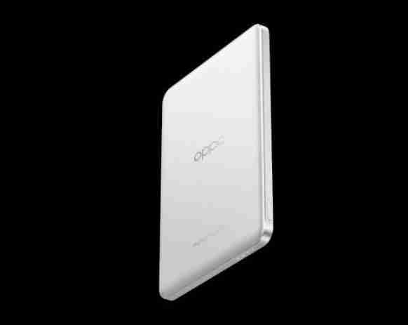 OPPO Find X8 或全系支持磁吸生态 超薄磁吸充电宝亮相