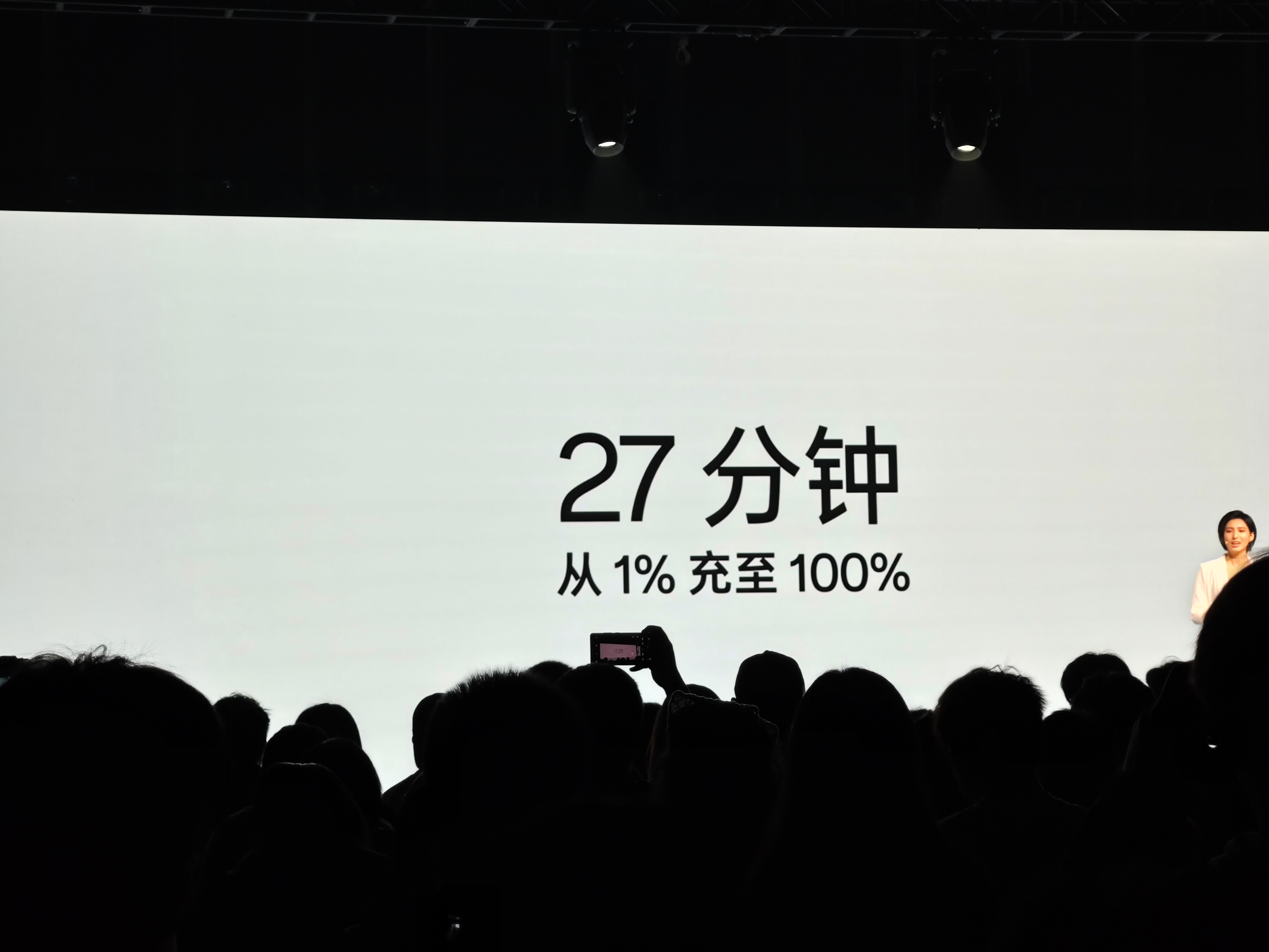主打耐摔耐用的K12来了,OPPO开辟出中端机竞争的新赛道